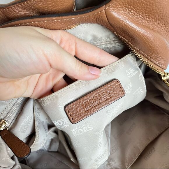 MICHAEL KORS Acorn Shoulder Bag Lillie Fulton Tote Raven Ciara Leather - Picture 14 of 14